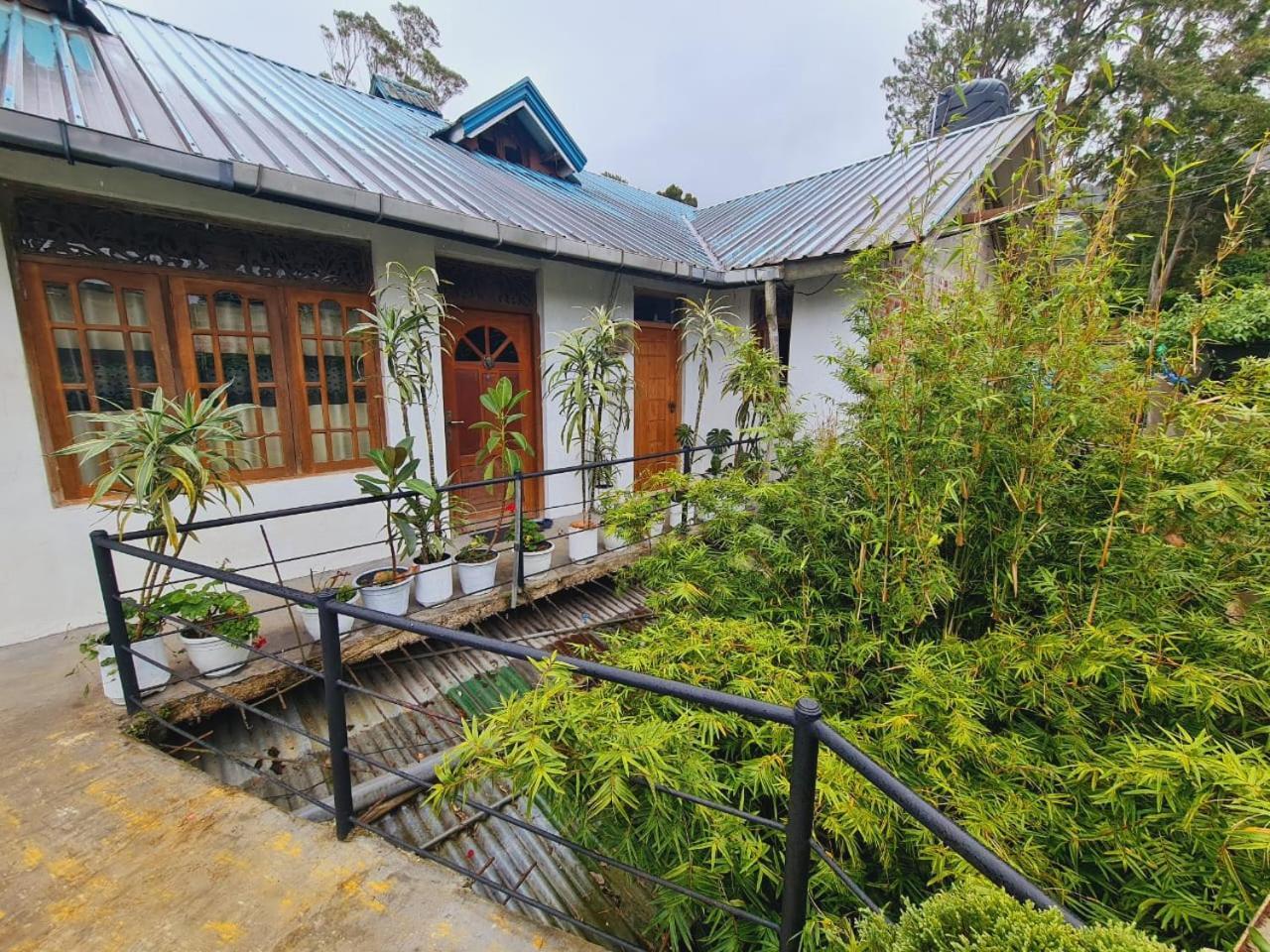 Sasru Holiday Home Нувара Елия Екстериор снимка