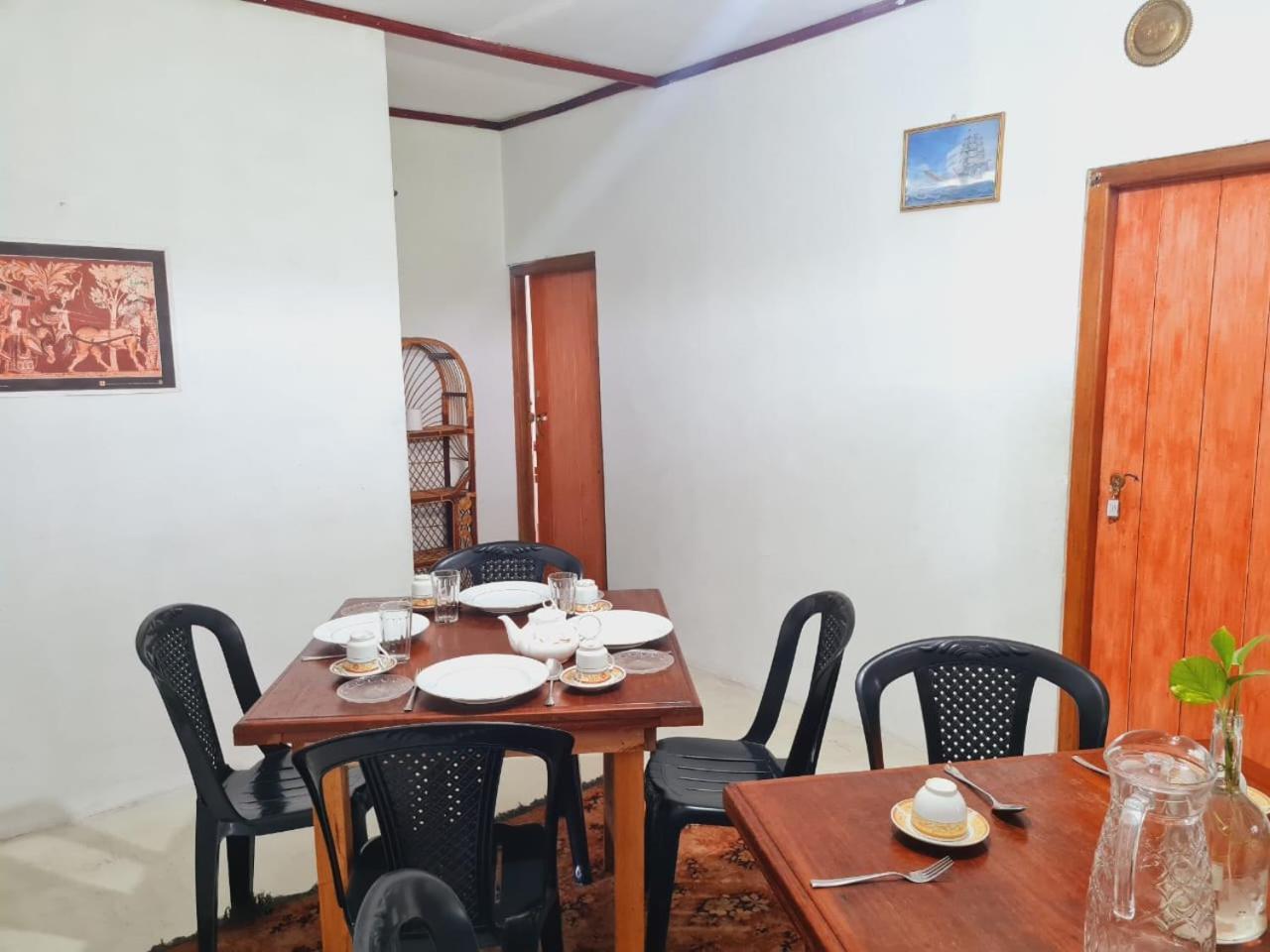 Sasru Holiday Home Нувара Елия Екстериор снимка