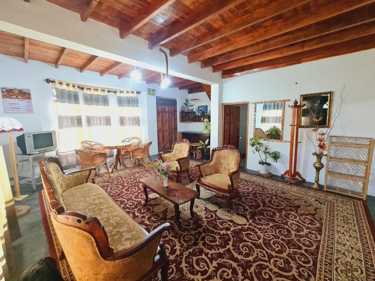 Sasru Holiday Home Нувара Елия Екстериор снимка