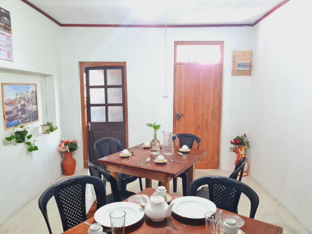 Sasru Holiday Home Нувара Елия Екстериор снимка