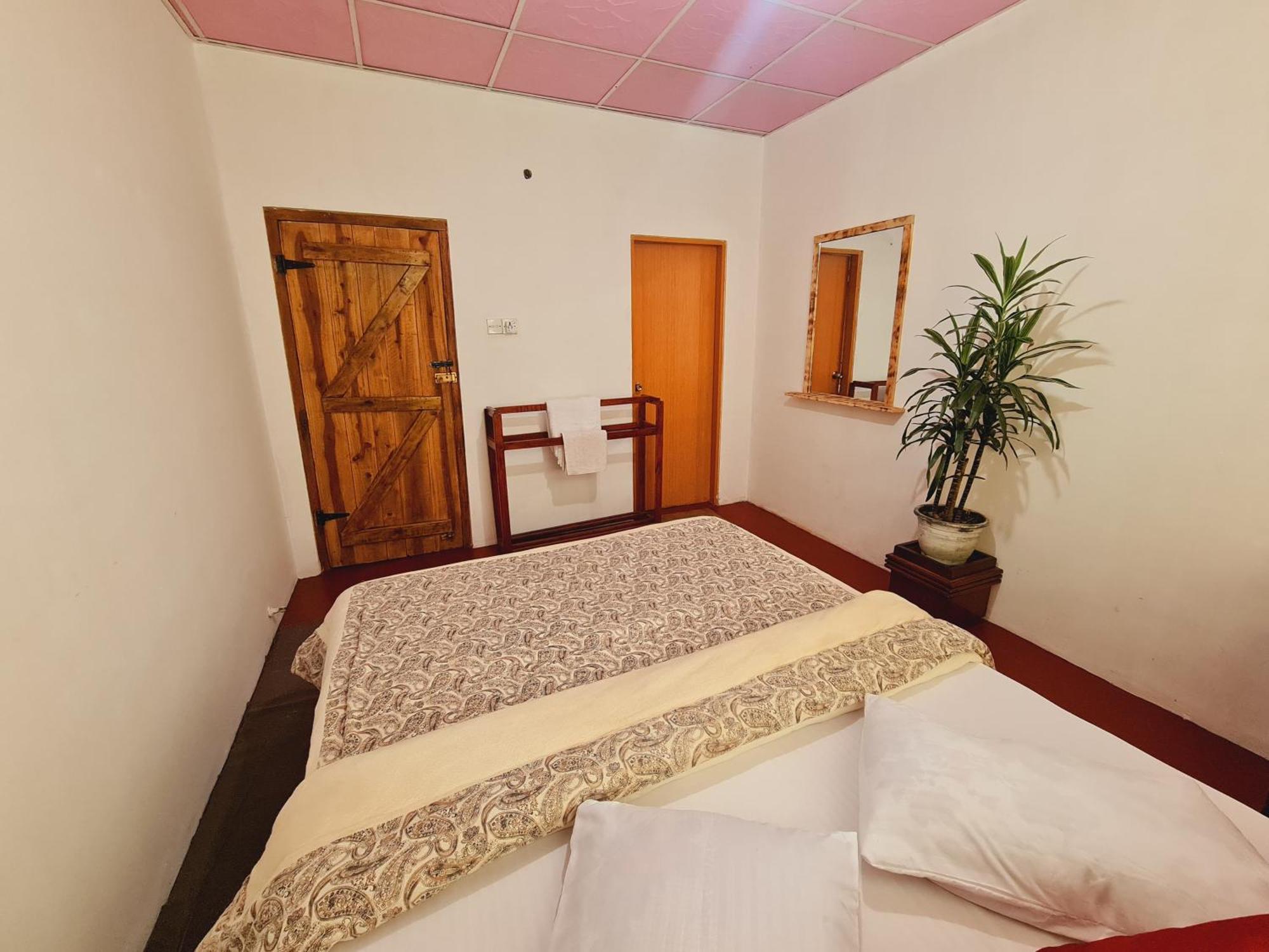 Sasru Holiday Home Нувара Елия Екстериор снимка